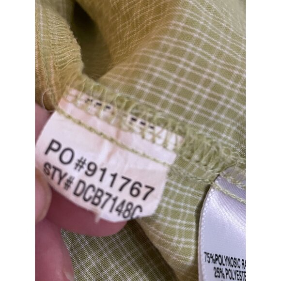 Croft & Barrow collared ladies camp shirt micro green plaid Medium pockets - Picture 7 of 7
